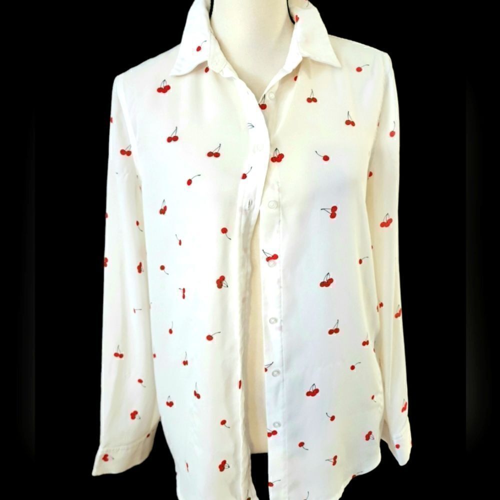 Como Blu Cherry Print Button Down Long Sleeve Col… - image 1